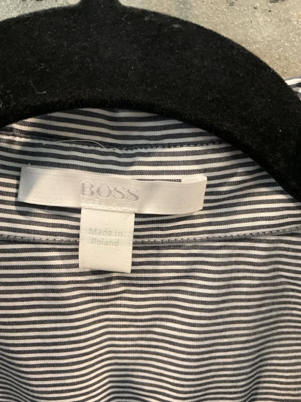 Boss Sleeveless Collared Blouse in Black and White Stripe - Picture 3 of 8